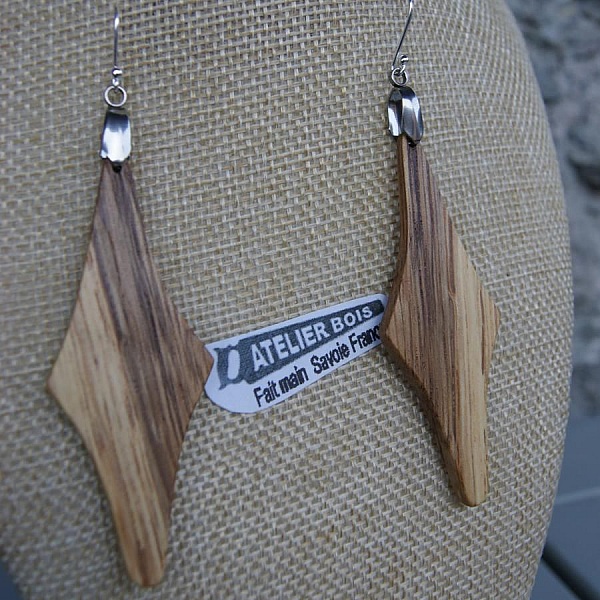 boucle d'oreille grand losange en bois de ch&ecirc;ne bijoux &eacute;thique en bois, bijou nature cir&eacute;, fait main
