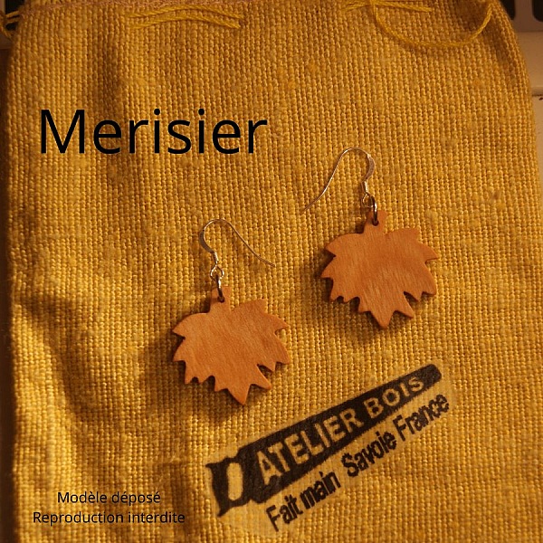 l&oslash;nn blad &oslash;reringer laget av b&oslash;k etisk tre smykker, natur smykker, h&aring;ndlaget