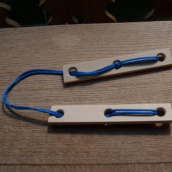 Fangenes hodeskade tre og snor