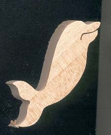 Delfinfigur i tre, medium modell