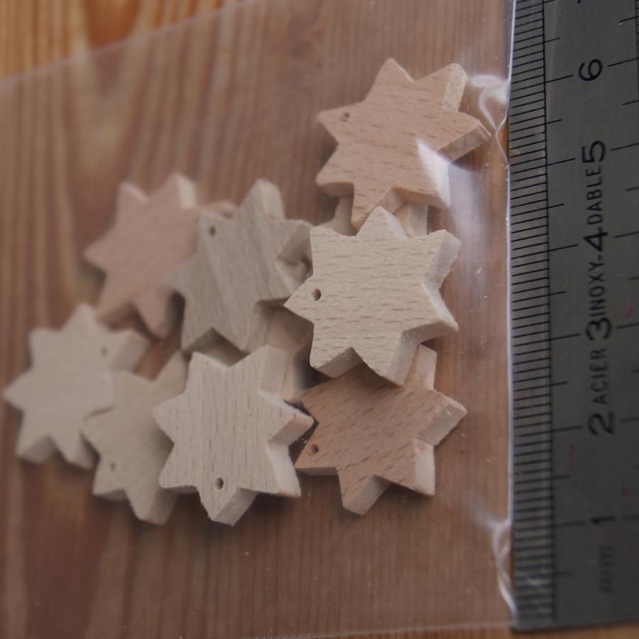 Miniatyr stjernefigur med 7 gjennomboret grener, juledekorasjon for å dekorere og henge opp