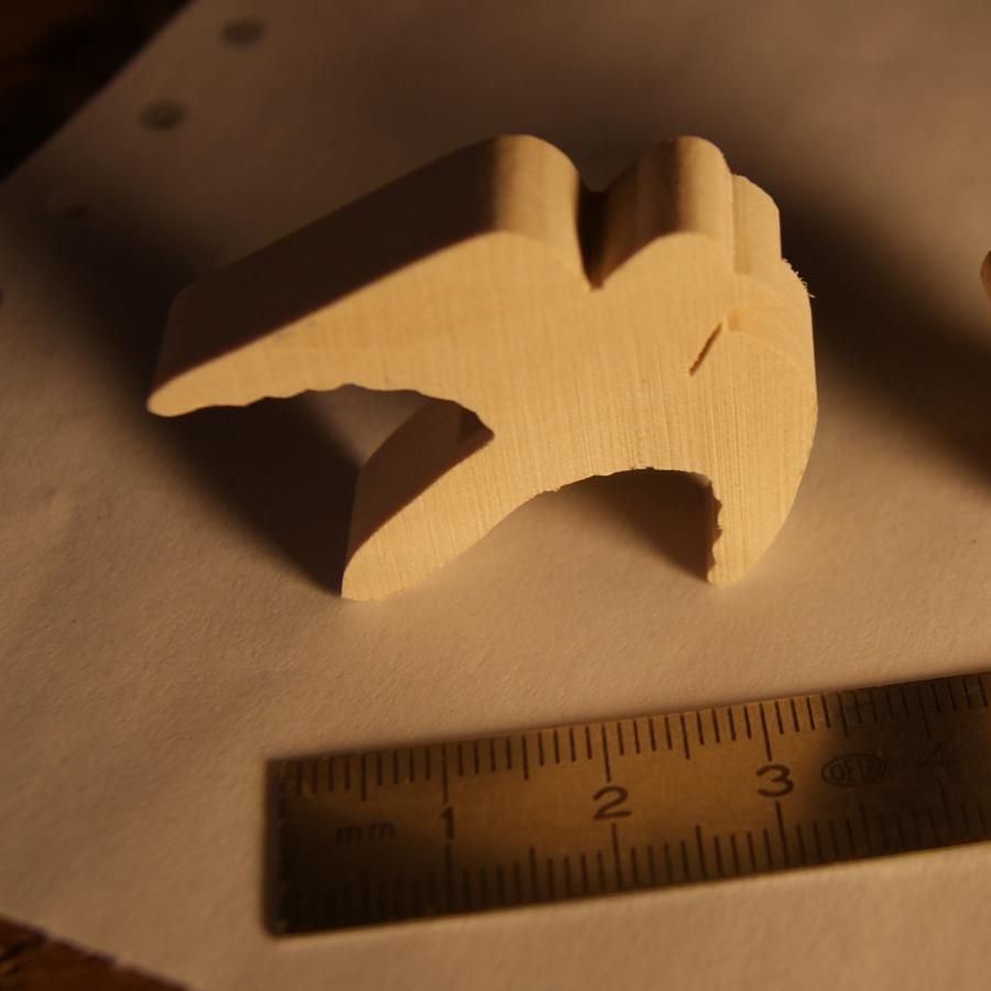 Fuglefigur, due, turteldue i miniatyr i tre