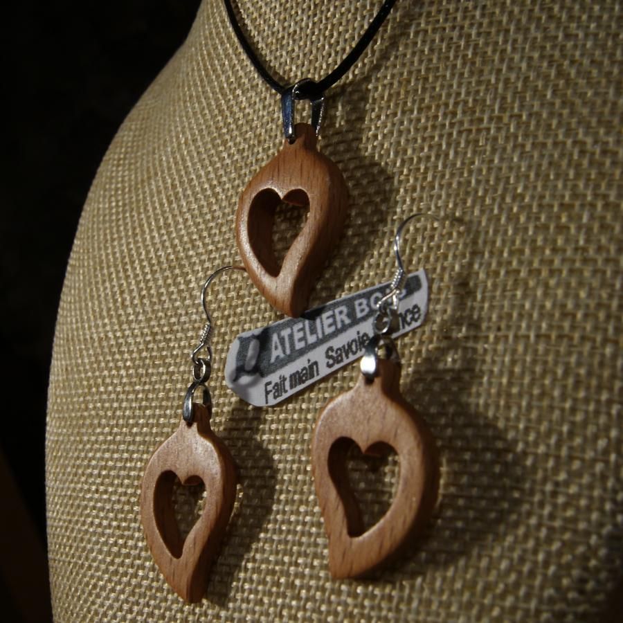 Bøketrehjertesett, øreringer og anheng, bryllupsgaveide i tre, Valentinsdag, håndlaget
